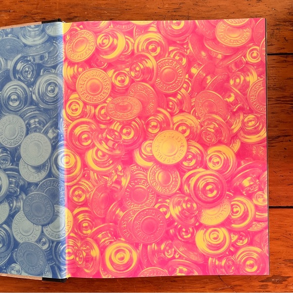 This is a Pair of Levi's Jeans... The Official History of the Levi's Brand - Picture 3 of 8